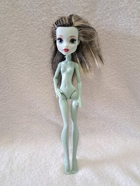 Frankie Stein Doll Monster High Doll Green 2016 Mattel Toy Collectible